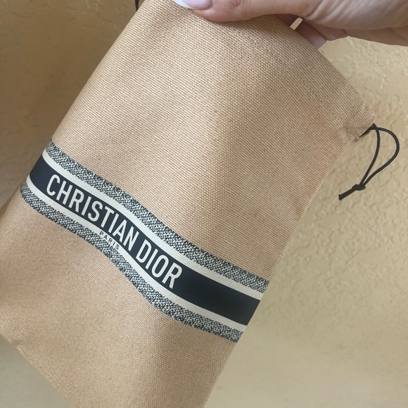 Dior drawstring pouch - Picture 2 of 3